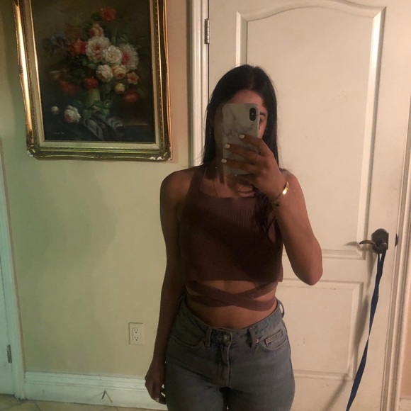 aritzia new cayenne top